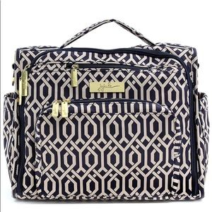 Ju Ju Bee Convertible Diaper Bag- Never used.